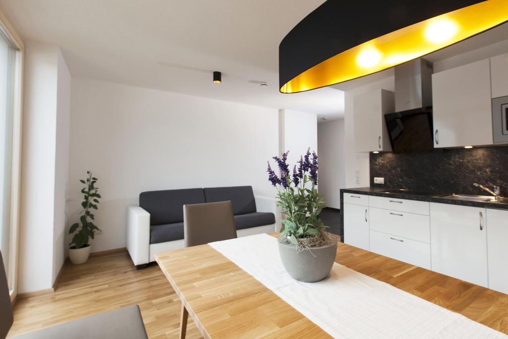 Nowders Apartments und Zimmer Nauders Buitenkant foto