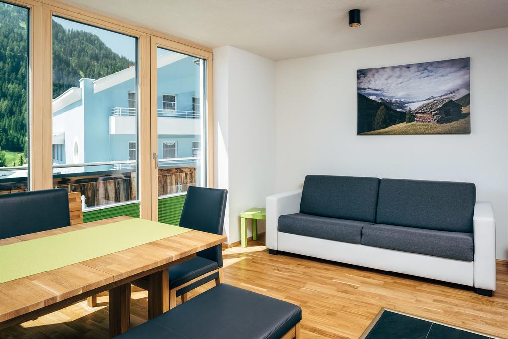 Nowders Apartments und Zimmer Nauders Buitenkant foto